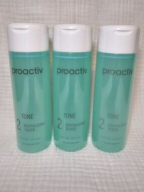 NWT Proactiv Revitalizing Tone 2 (3pack)
